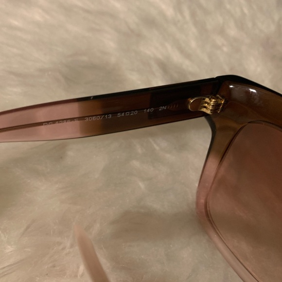 AUTHENTIC DOLCE & GABBANA SUNGLASSES - Picture 5 of 7